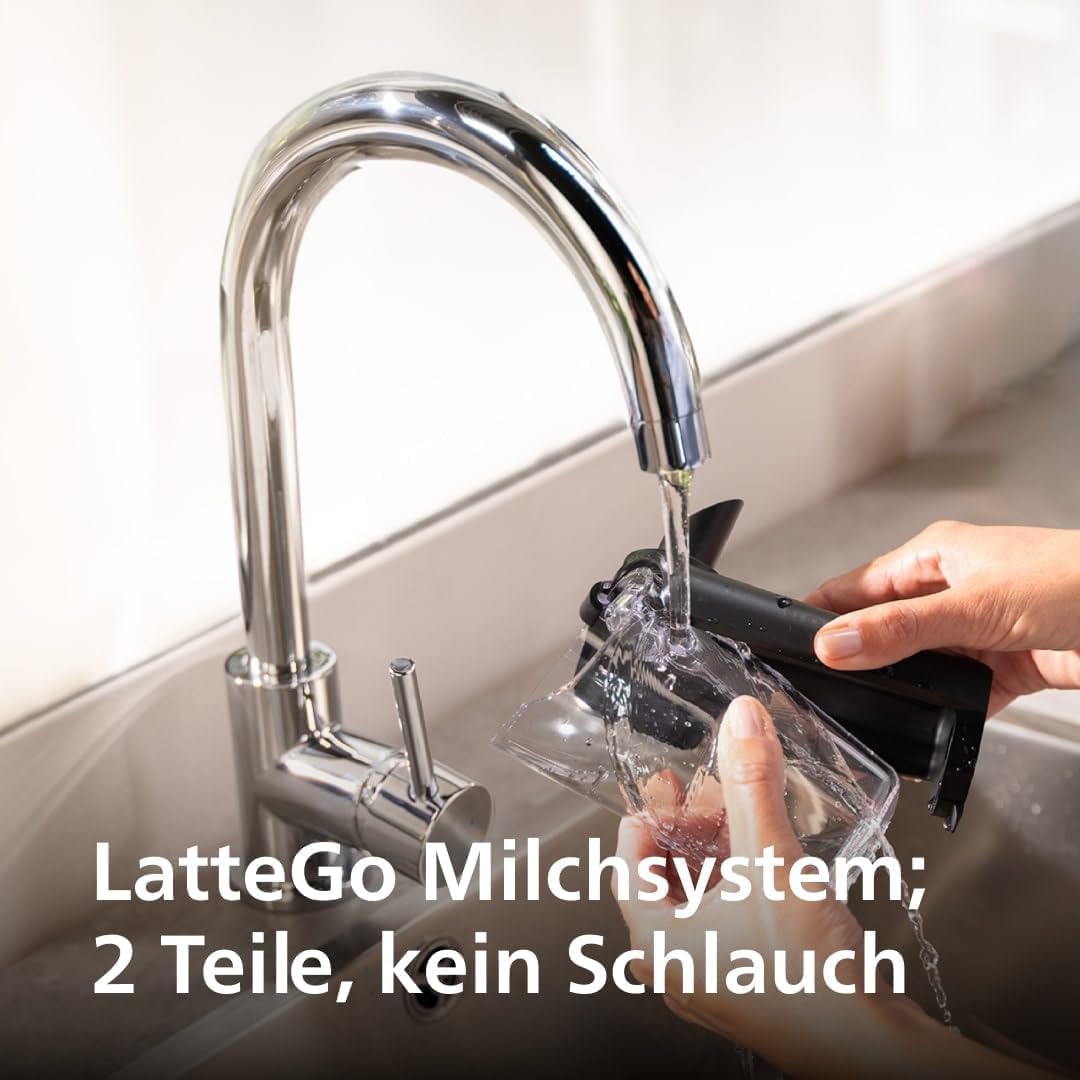 Philips Serie 5500 Kaffeevollautomat – LatteGo Milchsystem, 20 heiße und kalte Kaffeespezialitäten, 40% leiser mit SilentBrew, Schwarz/Grau (EP5544/50)